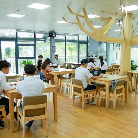 Techgarden Workstay Dorm - Coworking Space Ханой Екстериор снимка